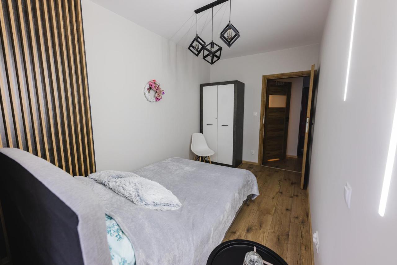 Hello Kielce Apartment Bagian luar foto