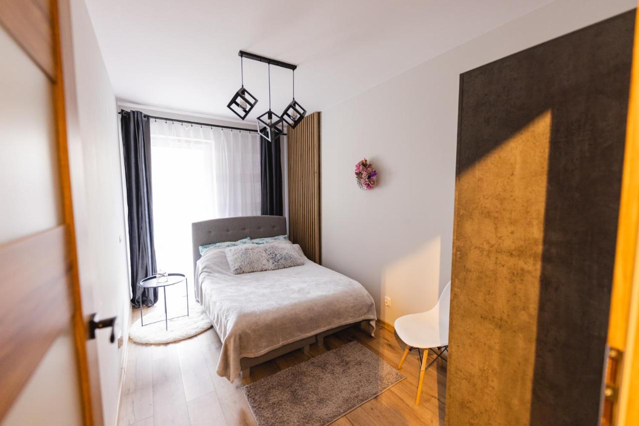 Hello Kielce Apartment Bagian luar foto