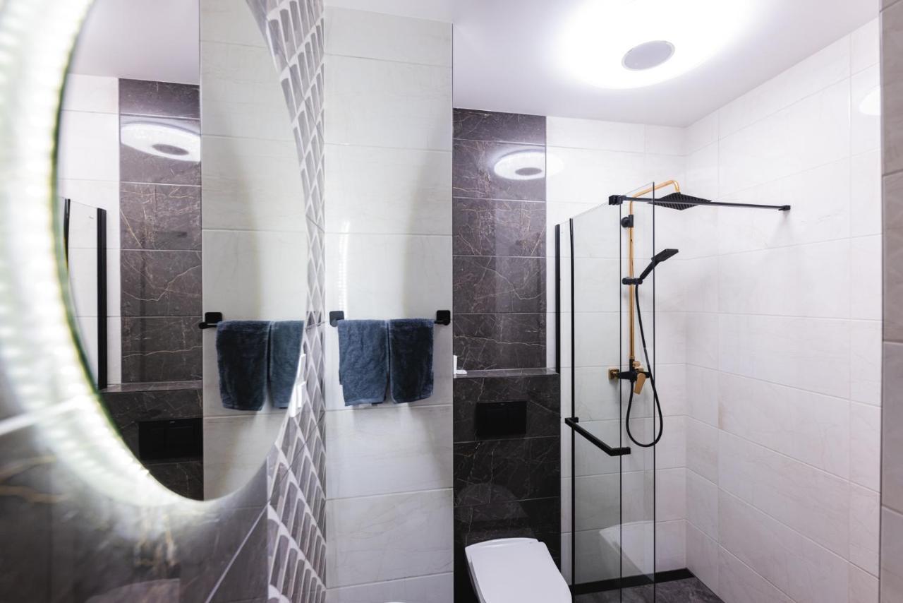 Hello Kielce Apartment Bagian luar foto