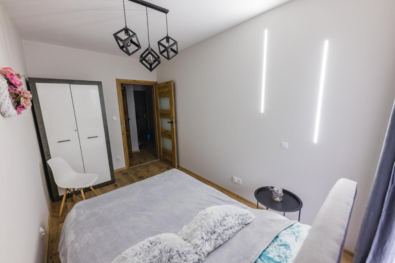 Hello Kielce Apartment Bagian luar foto