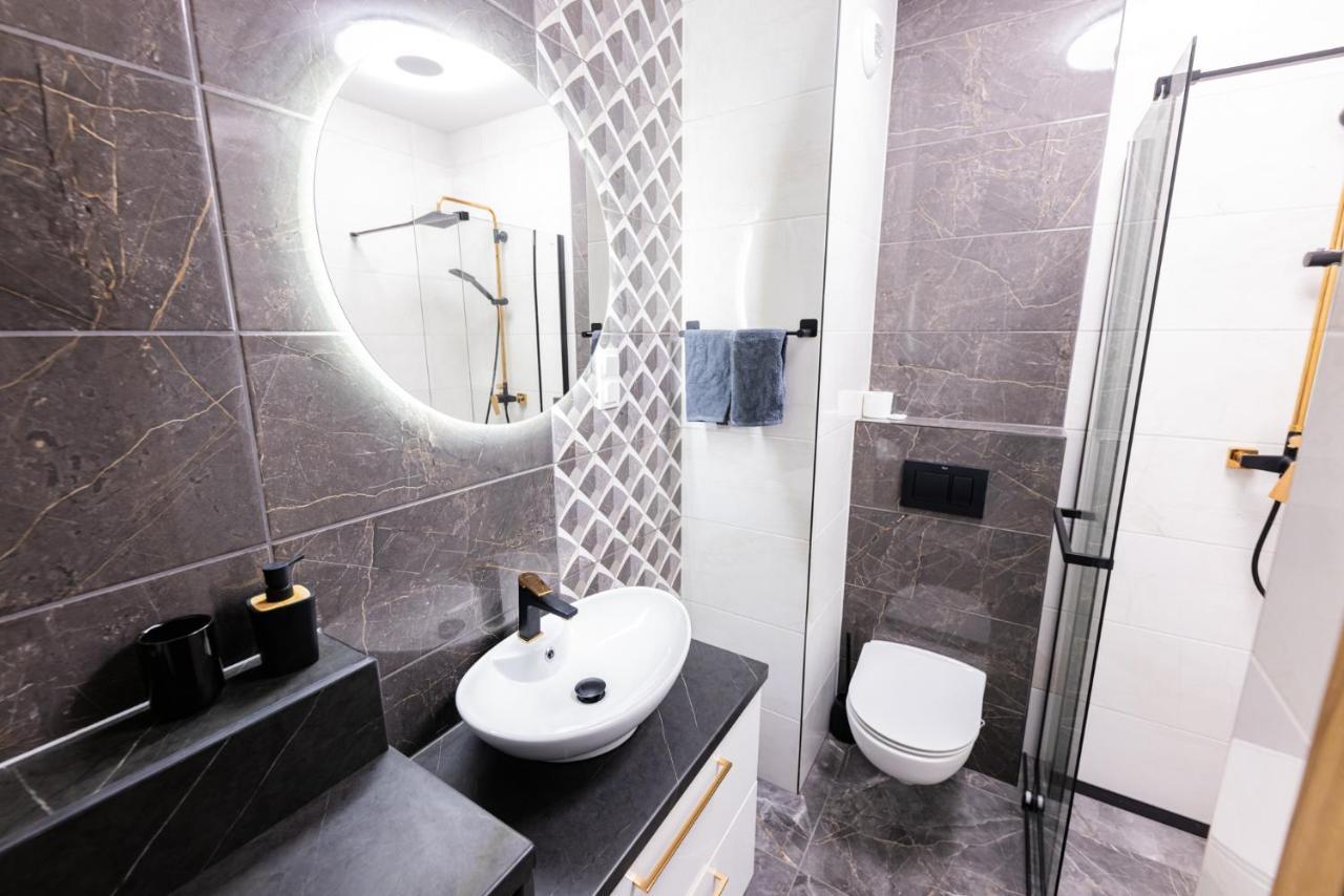 Hello Kielce Apartment Bagian luar foto